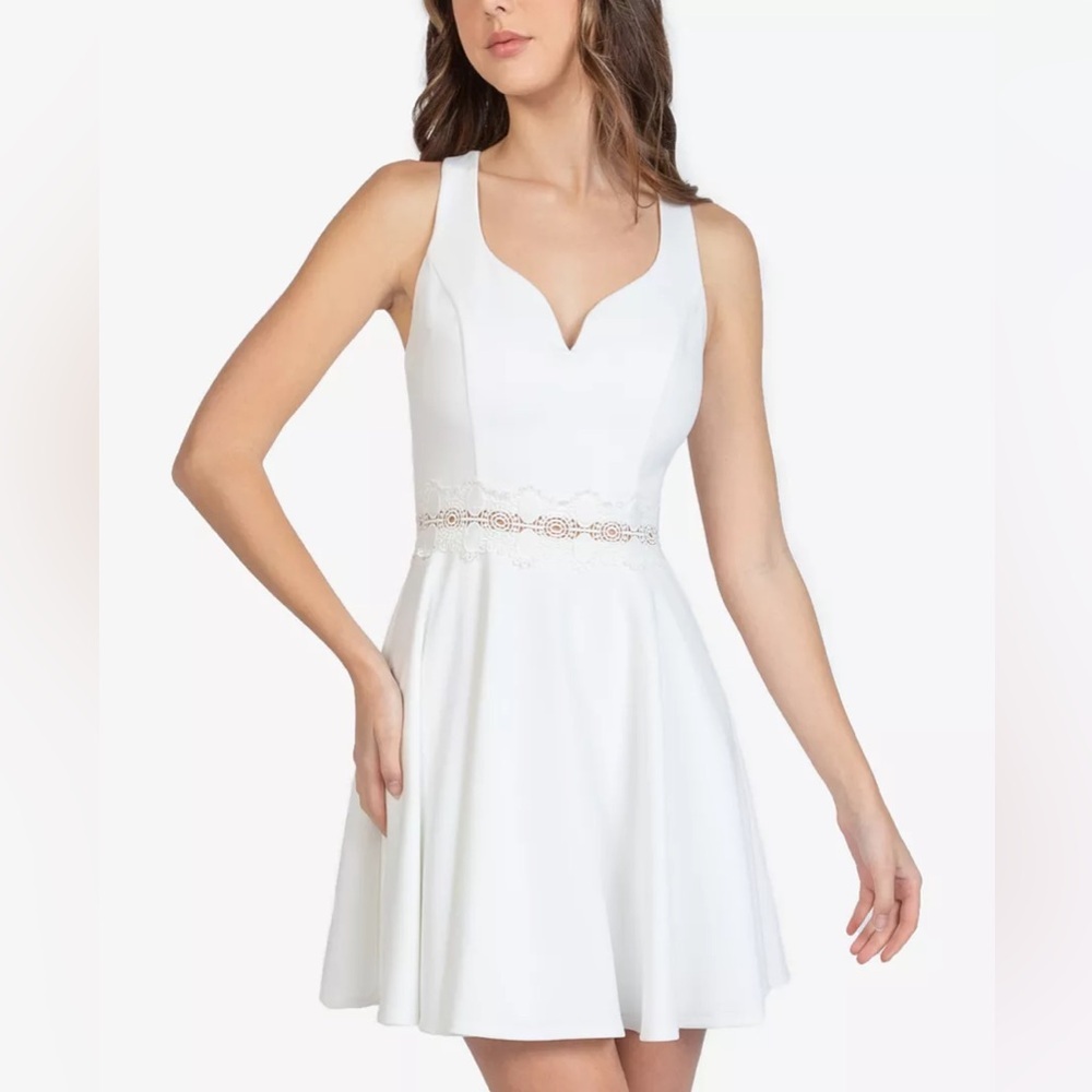 B Darlin
Juniors' Lace-Trim A-Line Dress